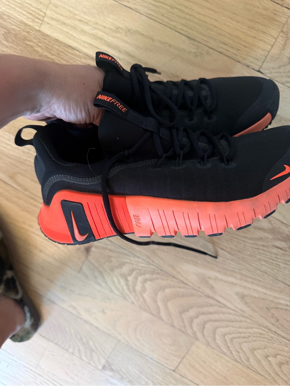Nike Men's Athletic Shoes in Black and Orange - Trail/Trainer